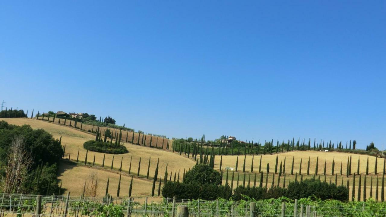 Appartamenti Ava E Tegrino Nell'Antica Dimora Di Fulignano San Gimignano Exterior foto